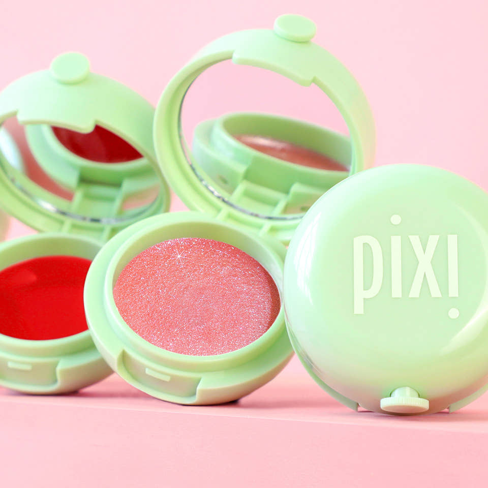 pixi beauty lipmask with open cases on a pink background view 1